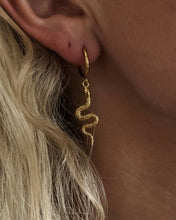 Beljoy - Emilla Snake Earrings