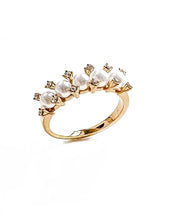 Roro Pearl Ring
