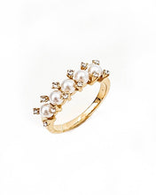Roro Pearl Ring