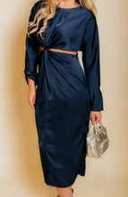 The D Dress