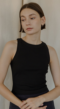 Tonya Top