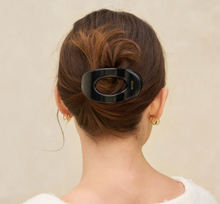 Black Medium Flat Cloud Clip