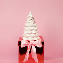 Sweet Grace Holiday Candle Line