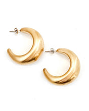 Enoch Matte Gold Hoop Earrings || Size: LARGE