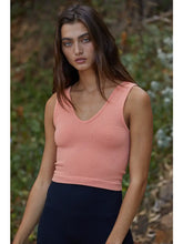 The V Neck Seamless Cropped Tanks