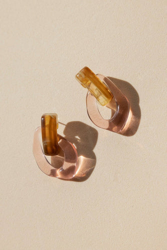 Pendientes Glossy Swan Garnet · Wisteria ·