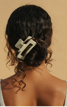 Juni Blues Hair Claw